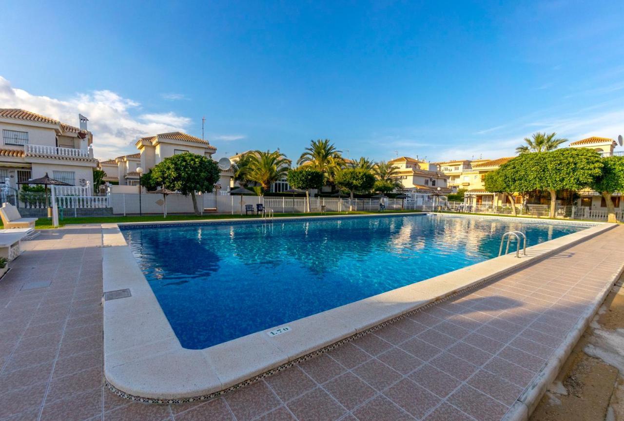 He Doris Apartment Playa Flamenca Exterior photo