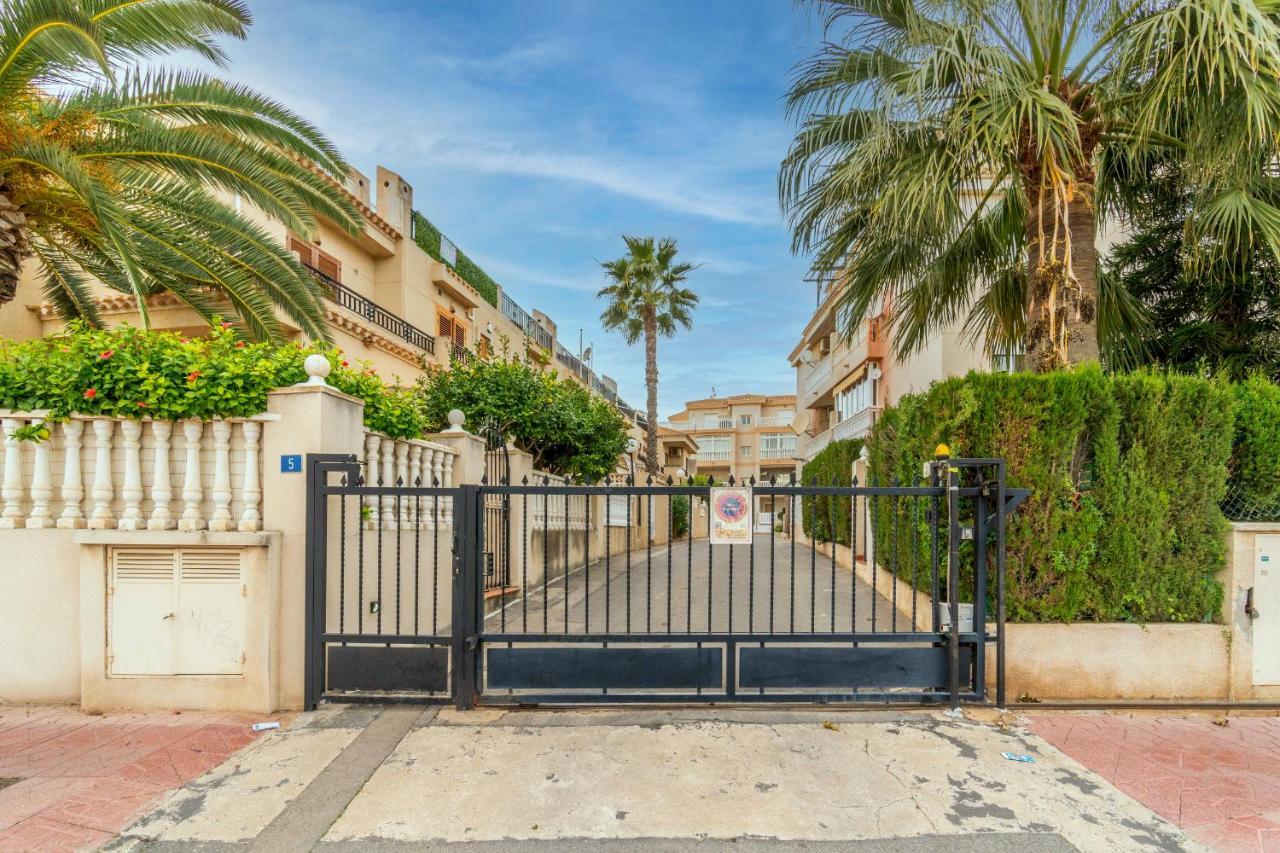 He Doris Apartment Playa Flamenca Exterior photo